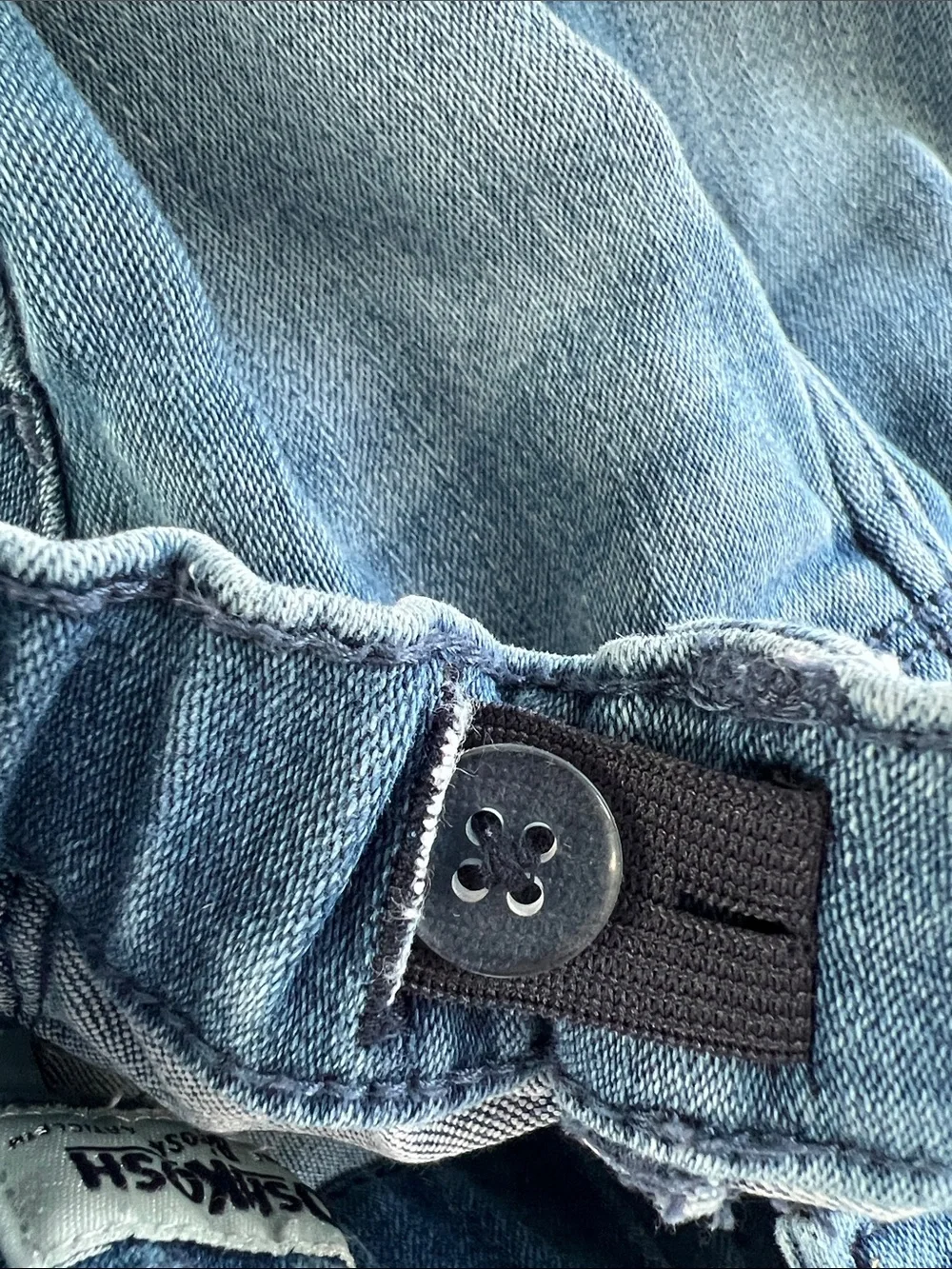 OshKosh B'gosh | Baby Blue Denim Jeans with Gold Bow Hem Detail Size 3 Months
